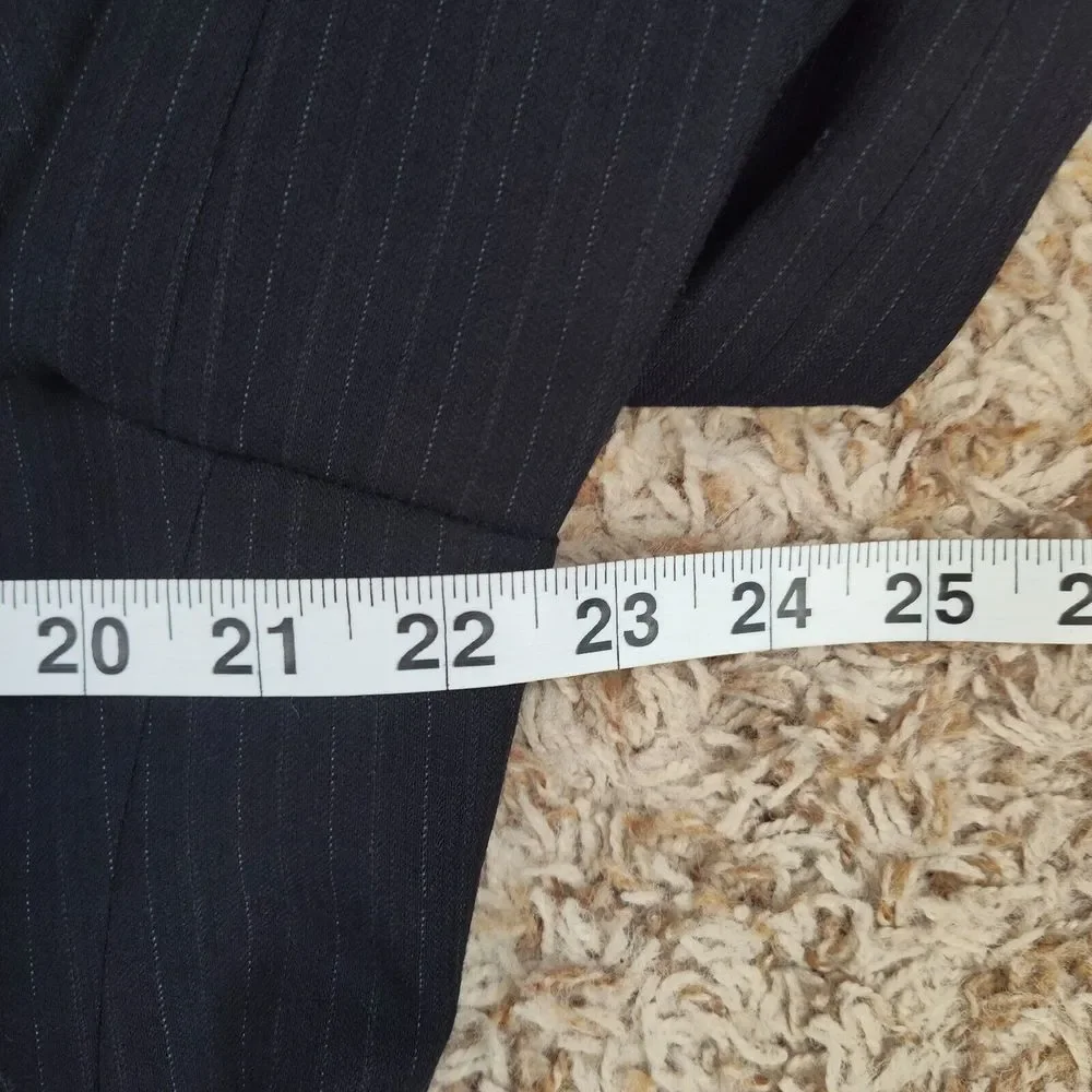 Hart Schaffner & Marx Pine's Men Size 42S Black Pinstripe Wool‎ Blazer